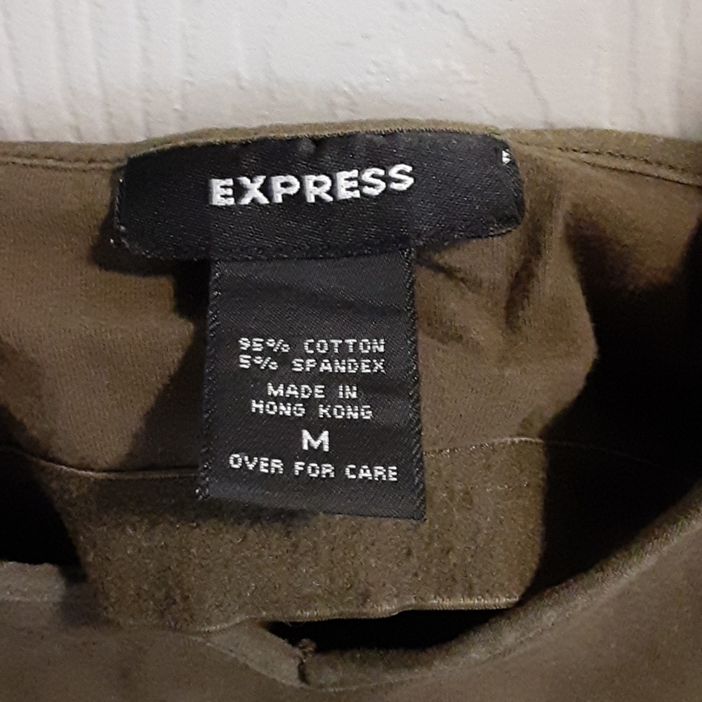 Express tank top - Picture 3 of 3